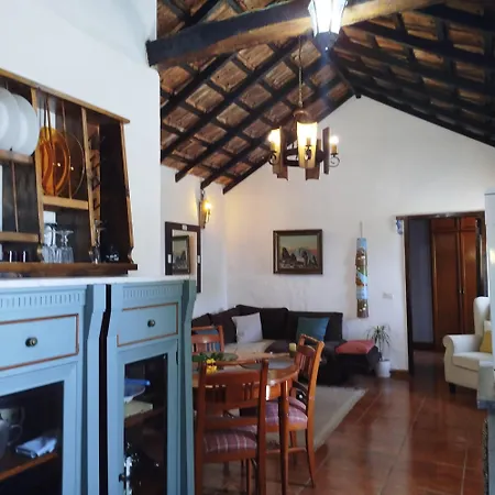 Nyaraló Casa Lola *