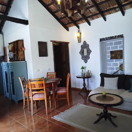 Casa Lola